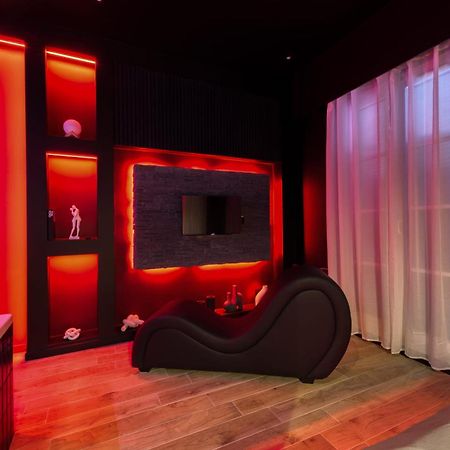 מלון Suite Deluxe - Jacuzzi מראה חיצוני תמונה